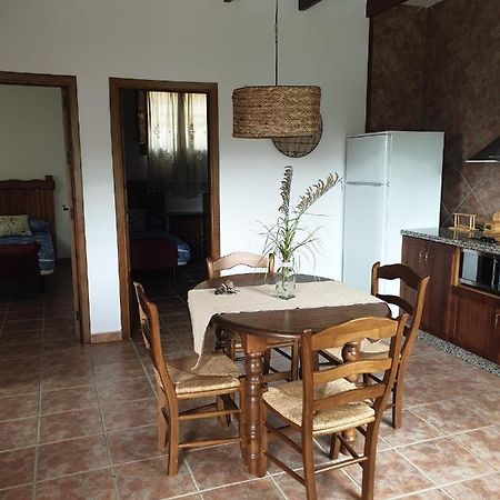 Apartamentos Vilo, Axarquia Rural Los Baños de Vilo Dış mekan fotoğraf