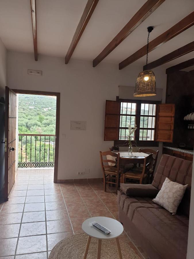 Apartamentos Vilo, Axarquia Rural Los Baños de Vilo Dış mekan fotoğraf